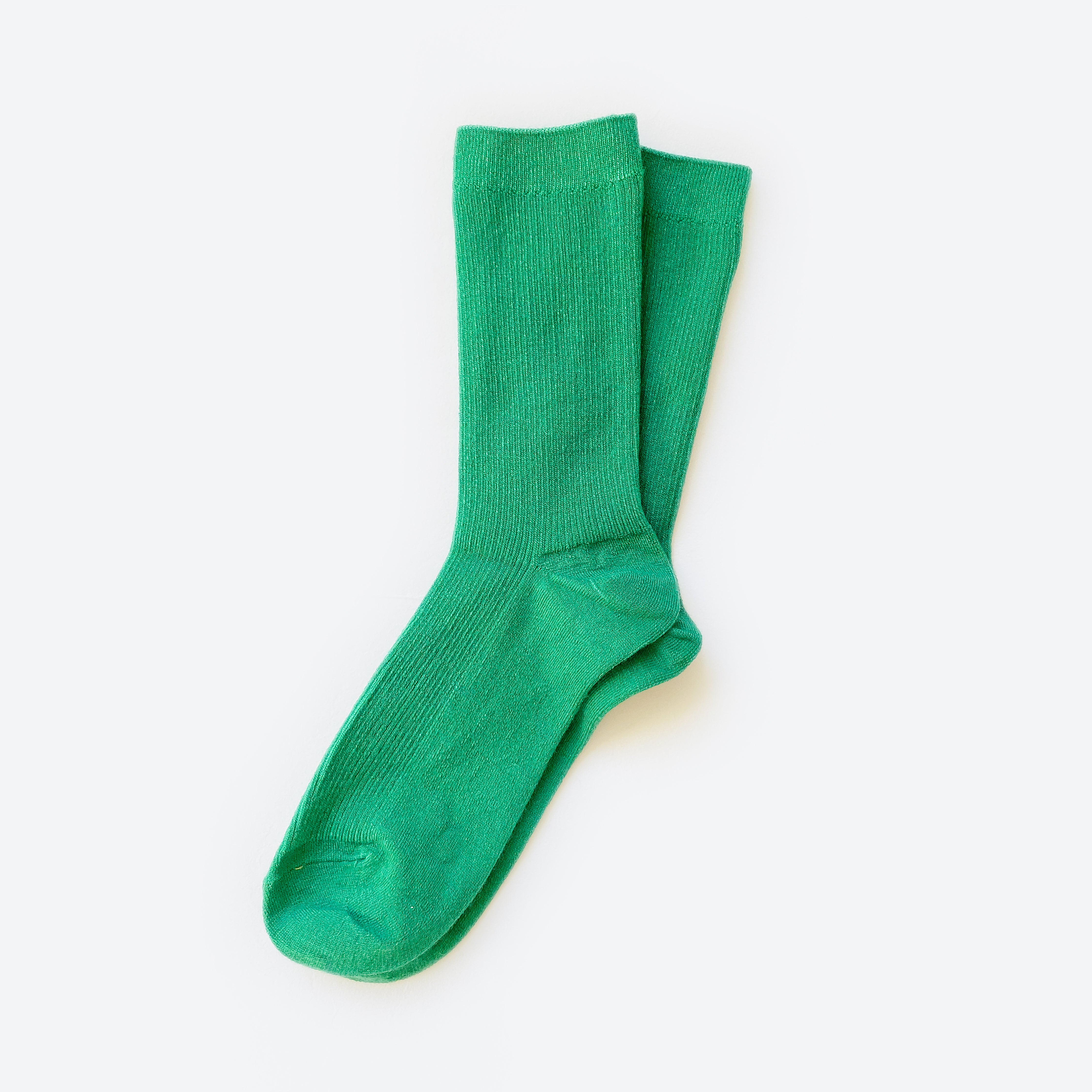 Hooray Sock Co. Kelly Green Merino Wool Crew Socks. Cozy comfort meets versatile style. Short crew in green. 20% Merino Wool.